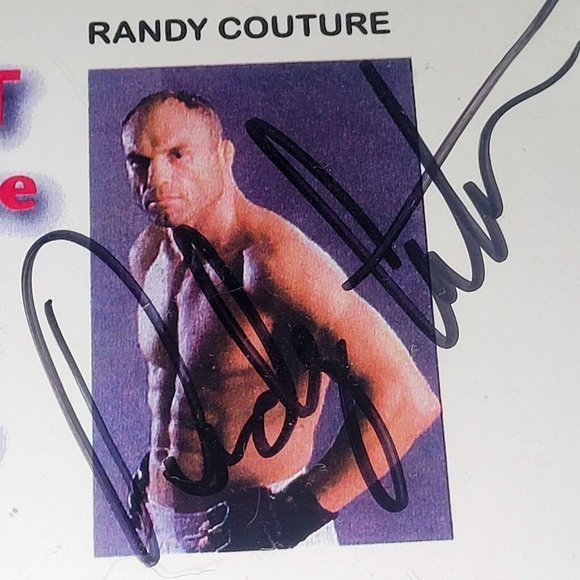 Signed MMA Promos : UFC 65 & 68 : Liddell, Hughes, St. Pierre, Sylvia, Couture - Picture 9 of 10